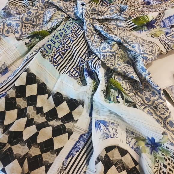 Camilla playsuit Silk - Picture 4 of 4